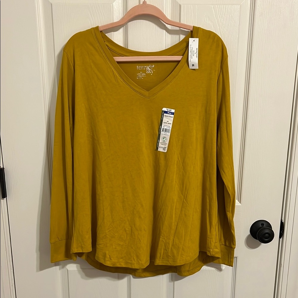 Terra & Sky Women's Mustard Top
